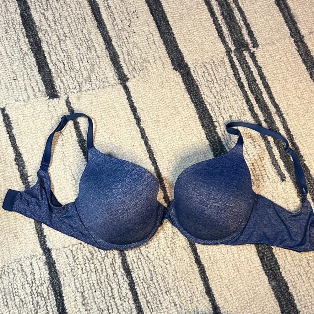 Victoria's Secret Navy Blue Underwire Bra